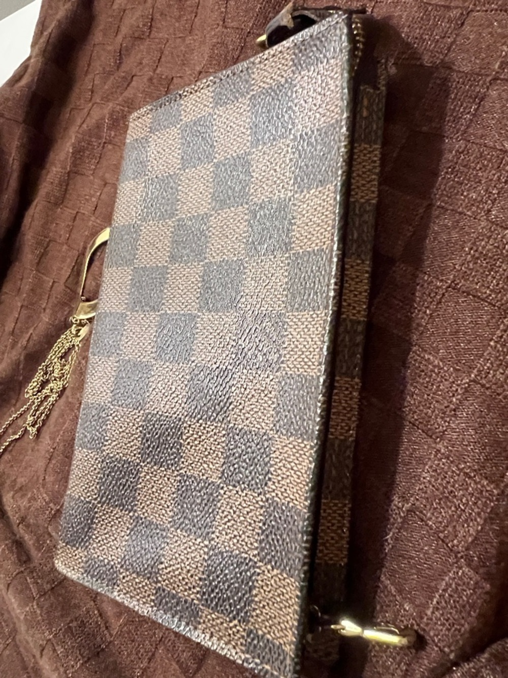 Checkerboard authentic Louis Vuitton Clutch / Makeup bag in Brown and Dark Brown